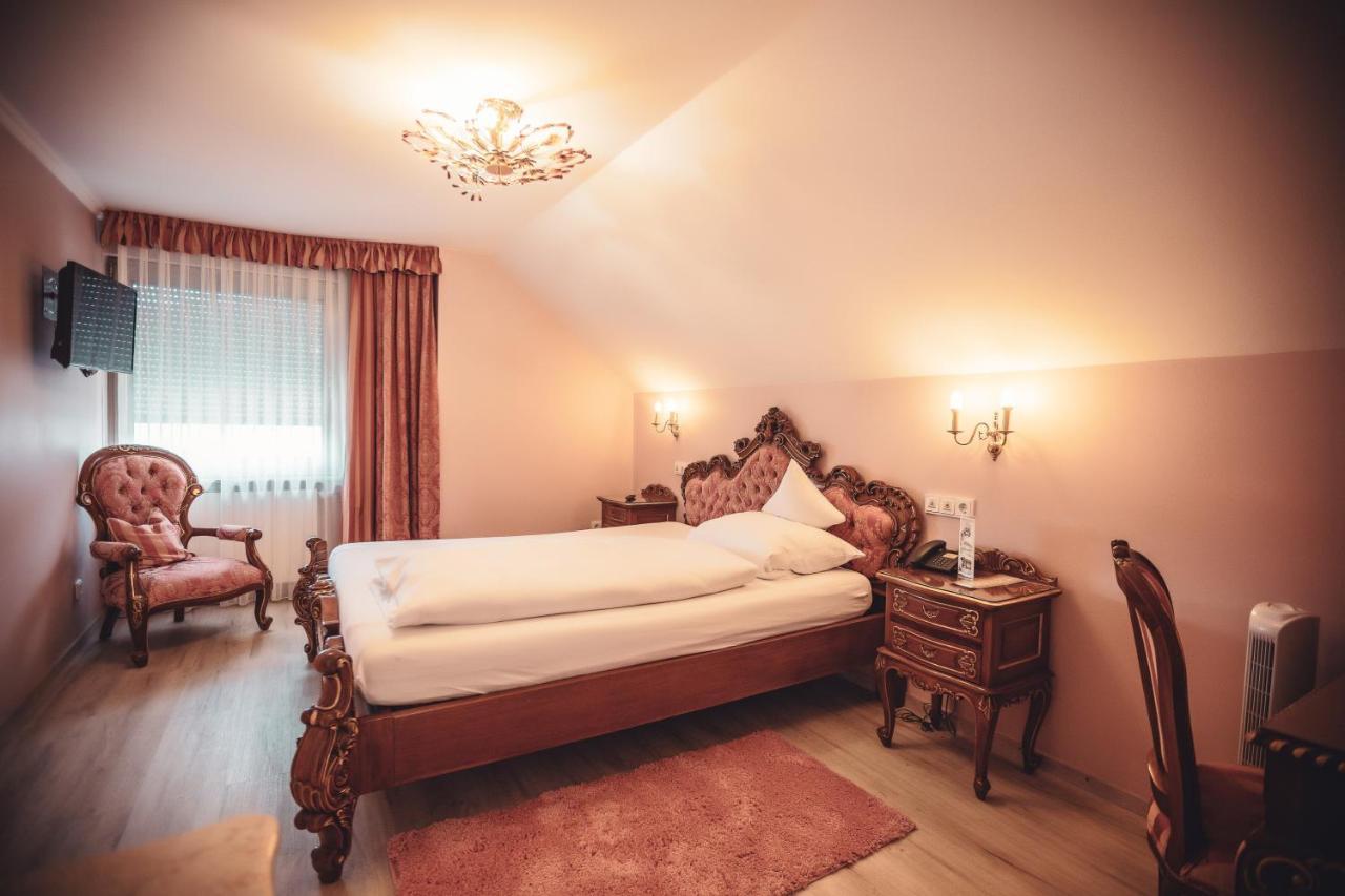 ויידן Hotel Zur Heimat מראה חיצוני תמונה