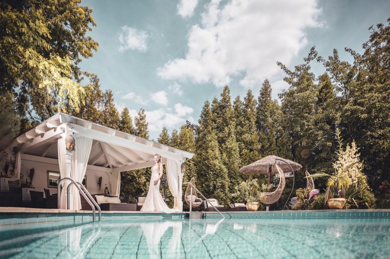 ויידן Hotel Zur Heimat מראה חיצוני תמונה